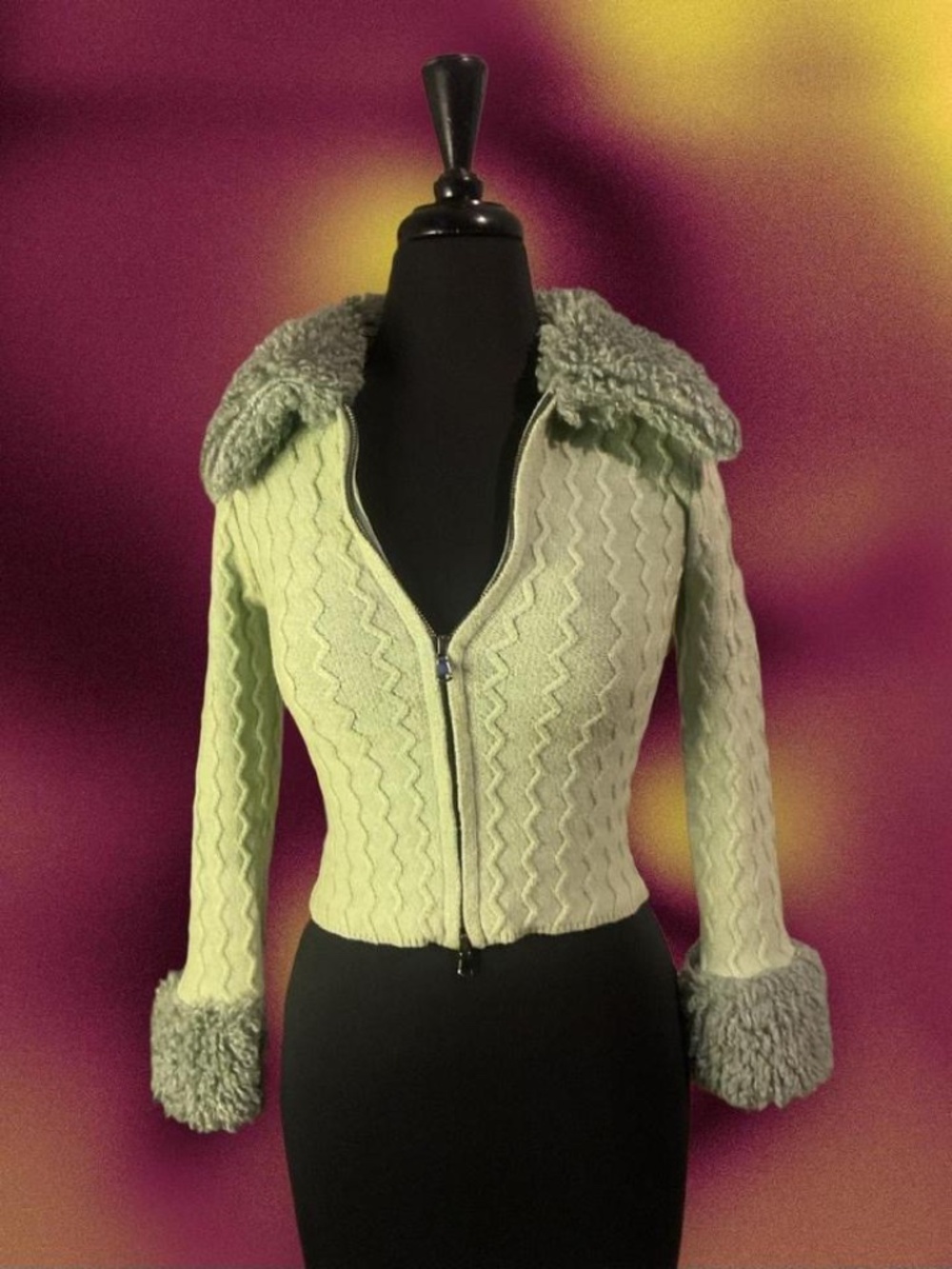 Green ACOA zip up sweater with faux fur trim and zigzag knit pattern